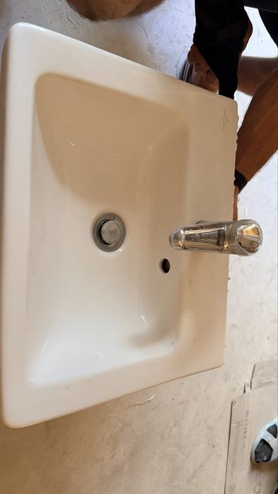 Продам раковину Villeroy & Boch