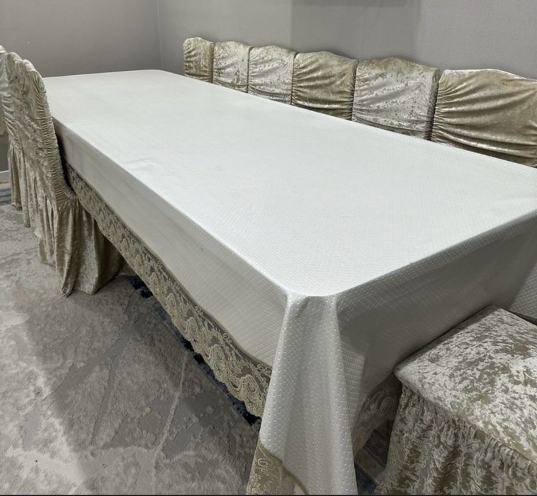 Продам Стол для гостей, в хорошем состоянии