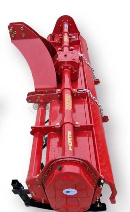 Freza 2.4m in stare perfecta de funcționare