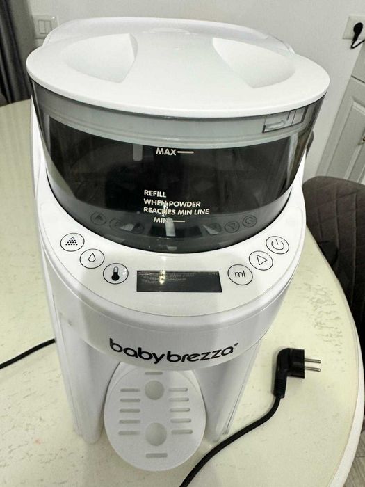 Baby Brezza espressor lapte