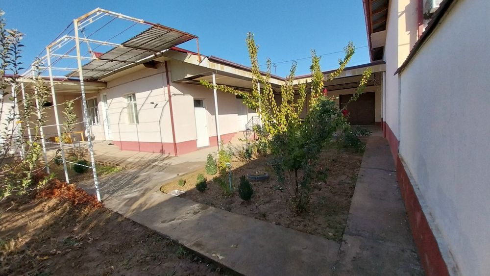 Дом котеж в Кибрае