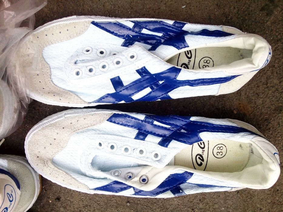 Кеды новые 38 размер