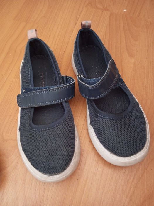 Туфли девочке разные