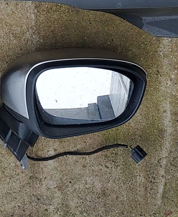 Oglinda Nissan Juke 2023