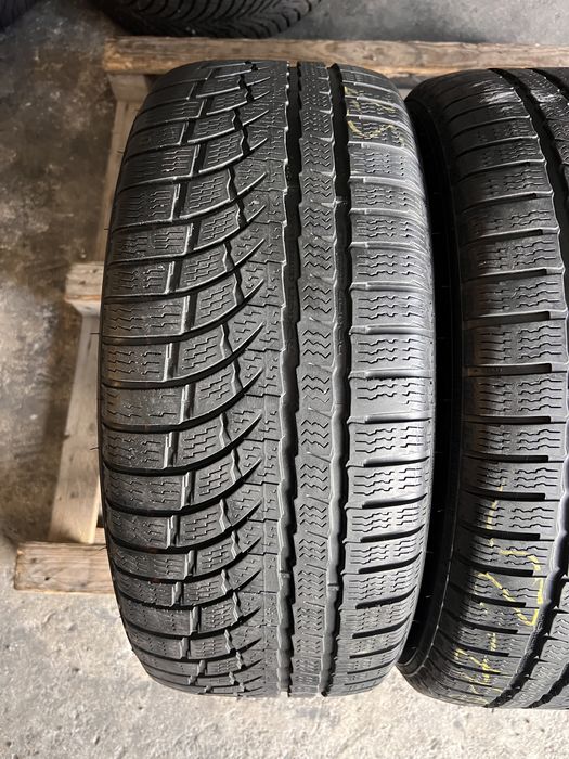 2 anvelope iarna 225/50/17 , Nokian , RunFlat , 6 mm