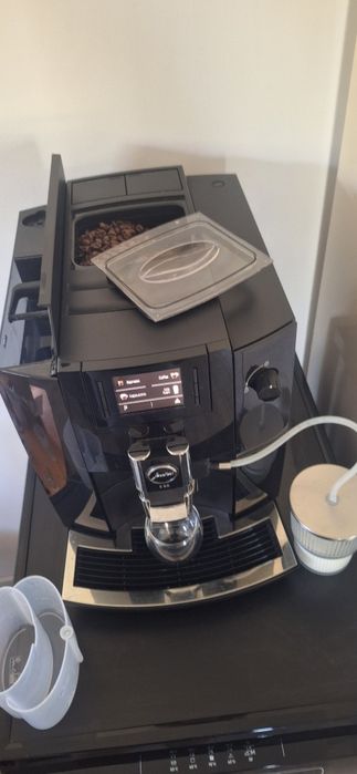 Espresor  Jura E6 Piano Black , rasnita Professional Aroma
