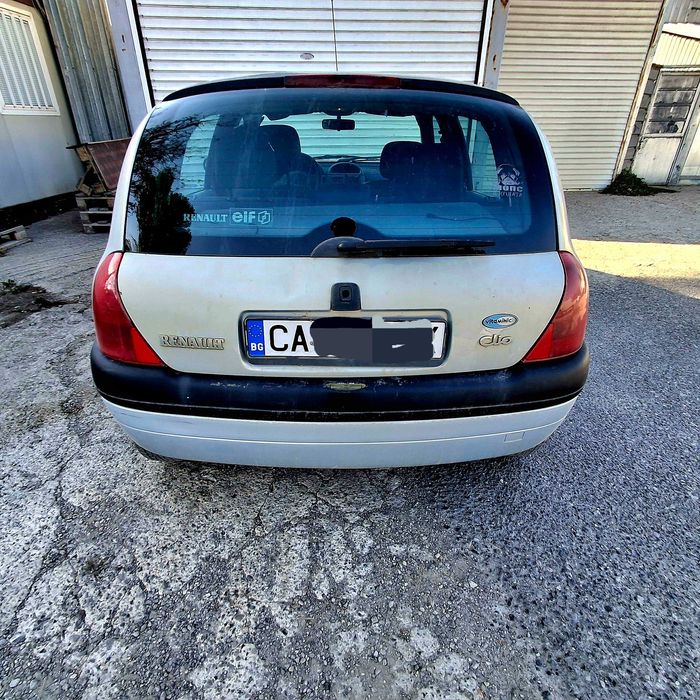 Renault clio 1.2 2001г