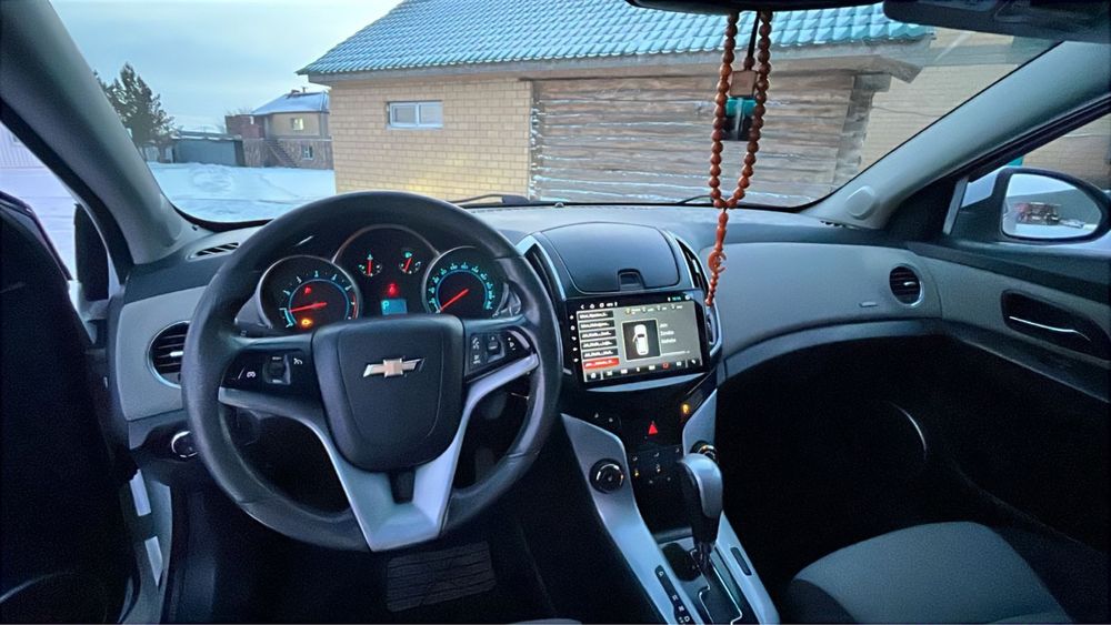 Продам шевроле круз