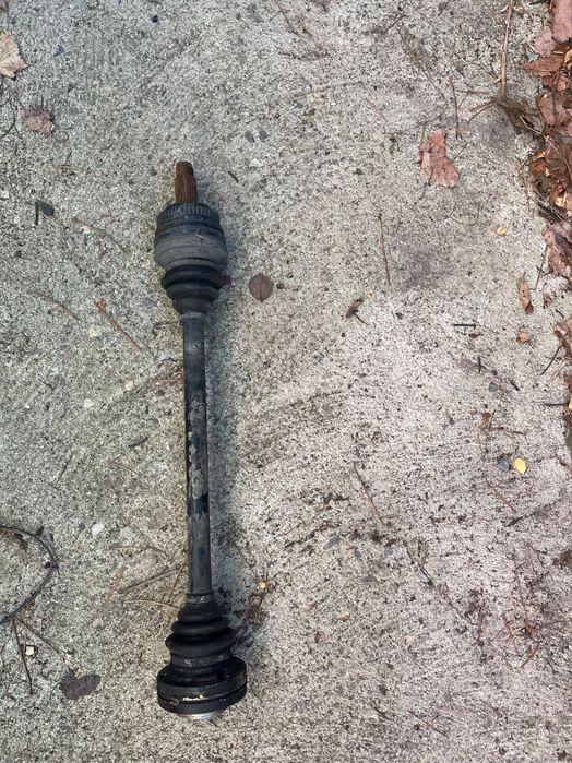 Диференциал и полуоски за е46 320Д