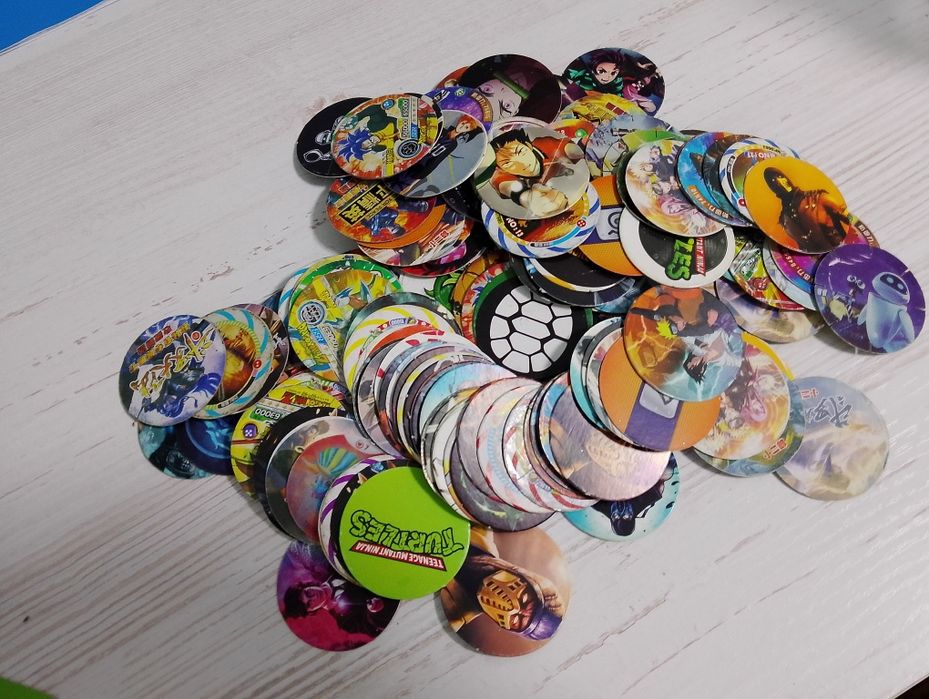 Продам фишки разные