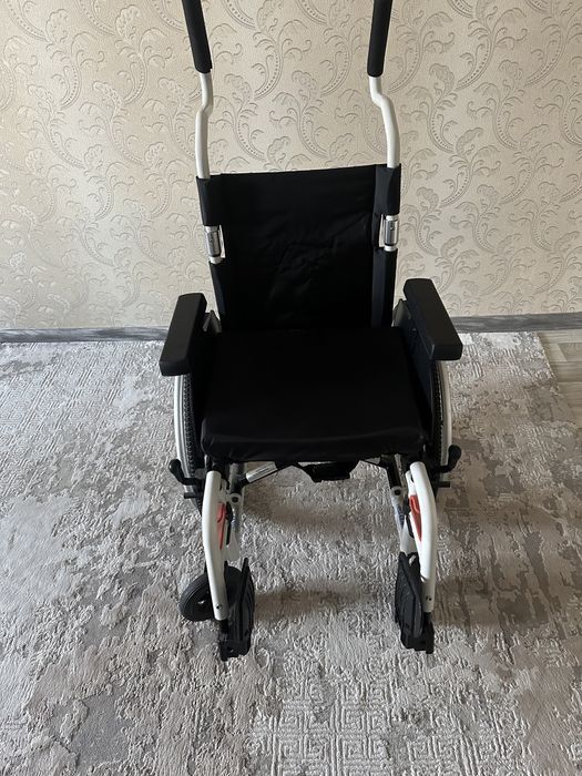 Инвалидный коляска