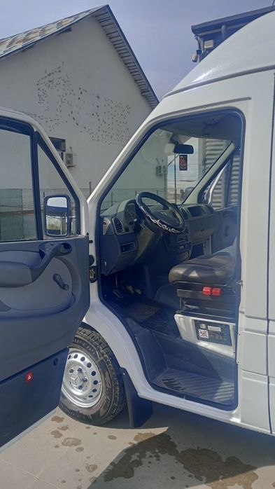 Se vinde Mercedez Sprinter an 2003