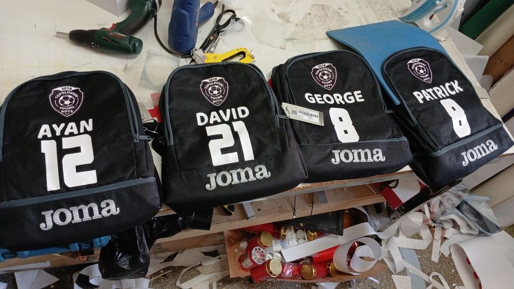 Personalizare  echipamente sportive si de munca, tricouri copii