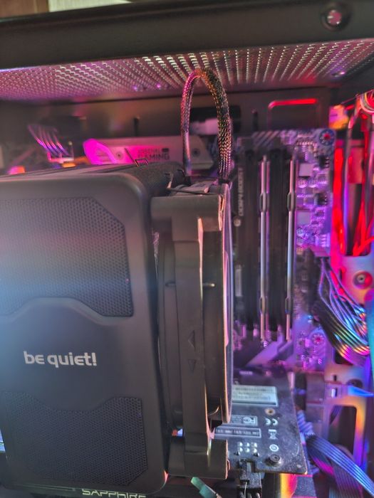 PC Light Gaming si Office
