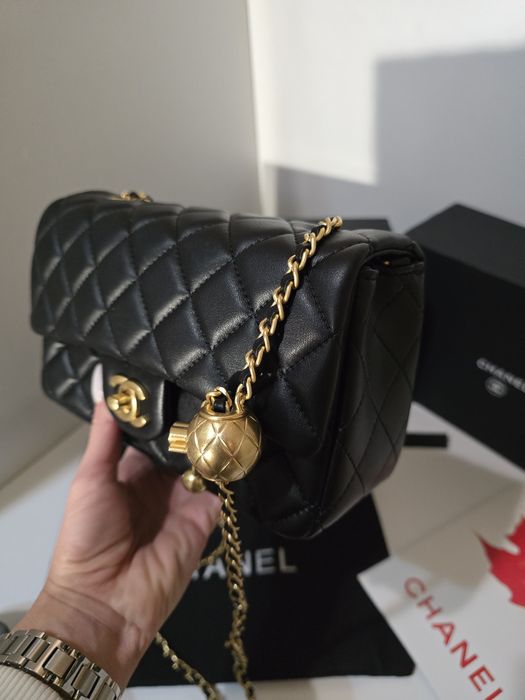 Налична чанта Chanel Gold ball