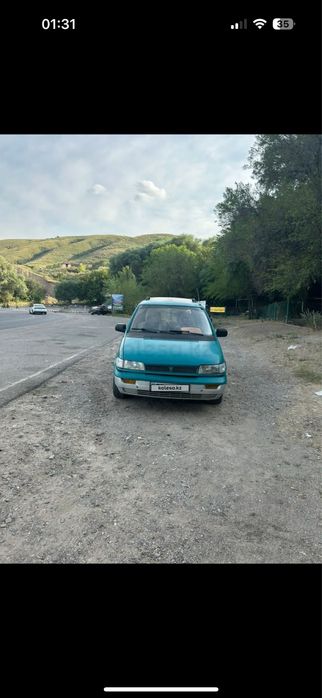 Mitsubishi Space Runner, 1992 года