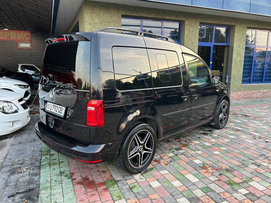 Wolkswagen Caddy Black Tradeline