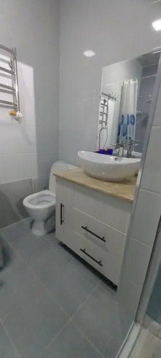 Yashnabod Olmos metro yonida ijaraga kv bor