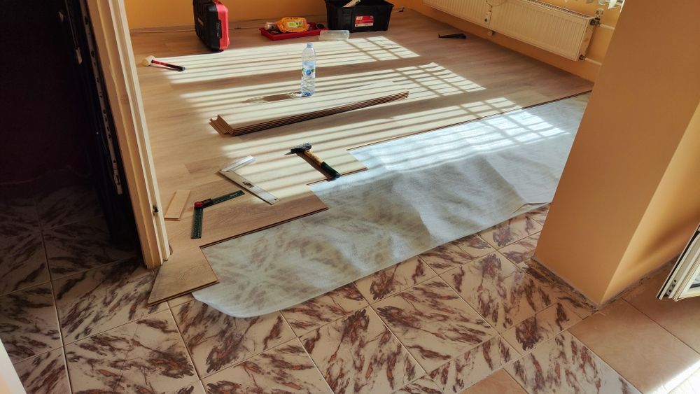 Професионален монтаж на паркет, ламинат, винил, SPC настилки