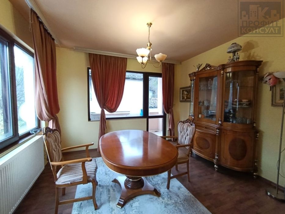 Продава се Етаж от къща в Велико Търново, Асенов - 121 кв.м за 1033 €/кв.м - Снимка #2