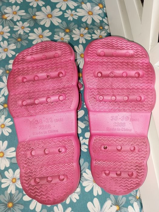 Дамски чехли 37 номер