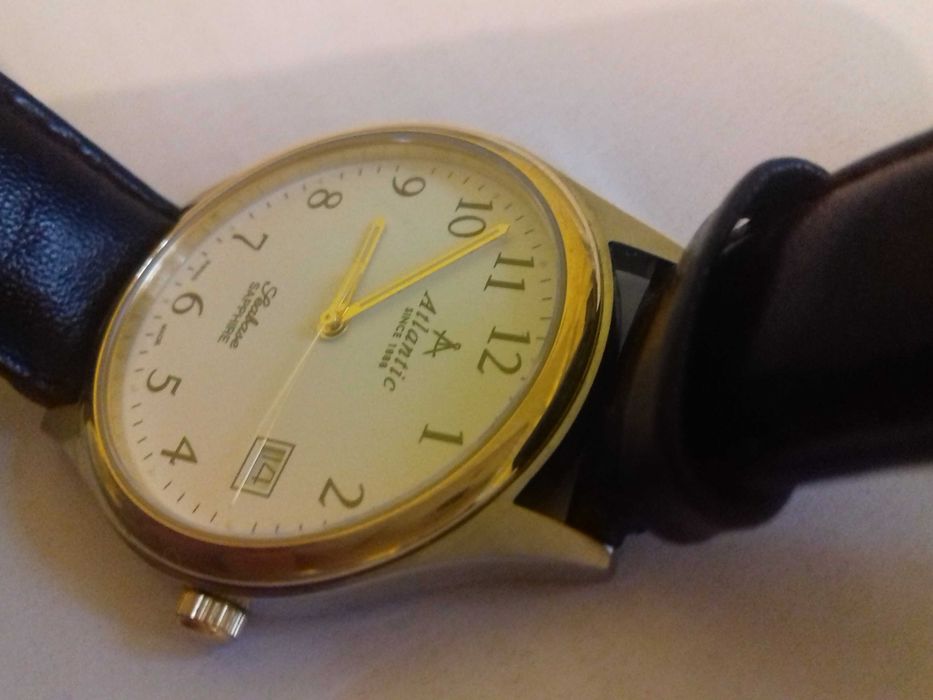 Ceas cu data Atlantic quartz(pe baterie)- ca nou, o bijuterie- Elvetia