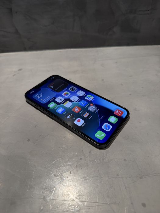 КАТО НОВ Iphone 13 Midnight 128 GB