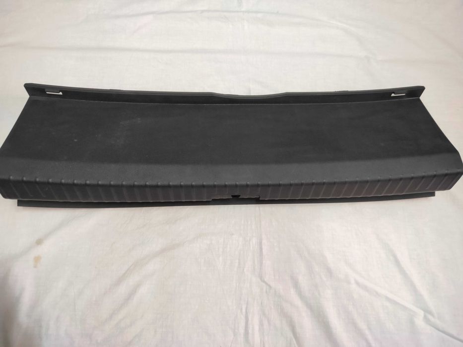 обшивка багажника пассат