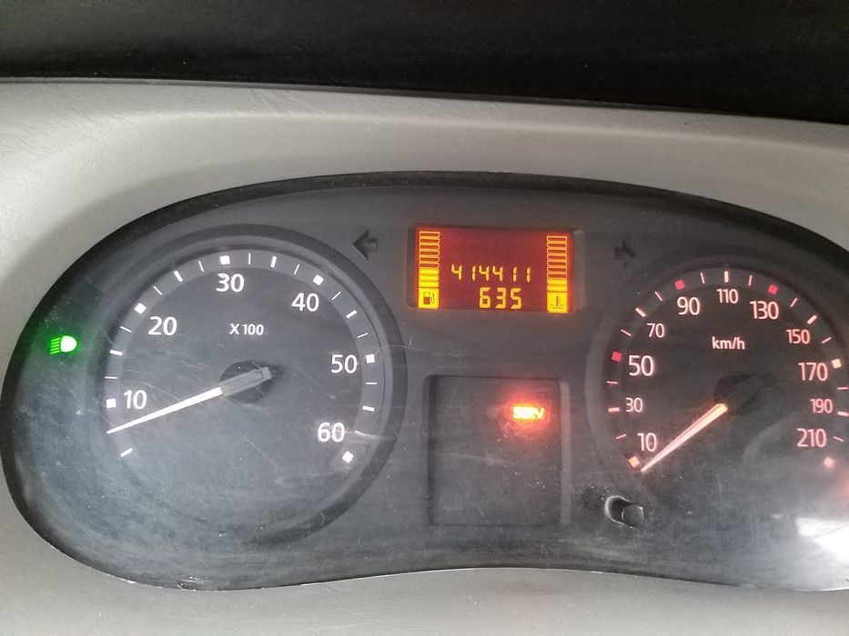 Renault trafic 8+1 long