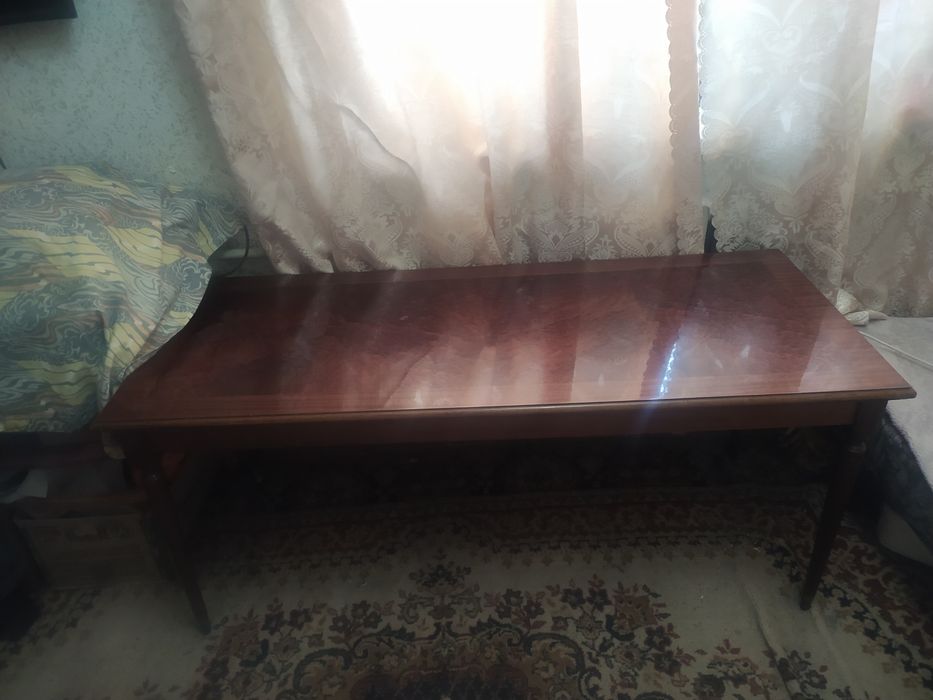 Продам журнальный столик