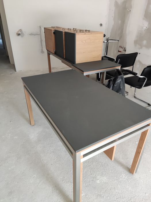 Офис мебели практически нови