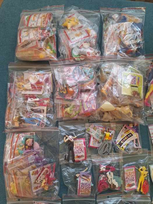 Голяма лот kinder surprise,joy