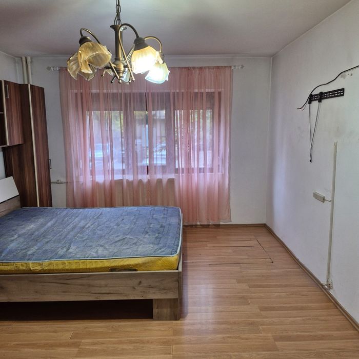 Vand sau închiriez apartament PB  2 camere