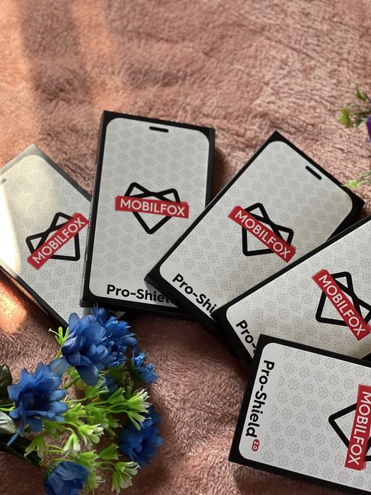 ЧИСТО НОВИ КАЛЪФИ ЗА iPhone 11 и протектори iPhone 13\13Pro MOBILFOX