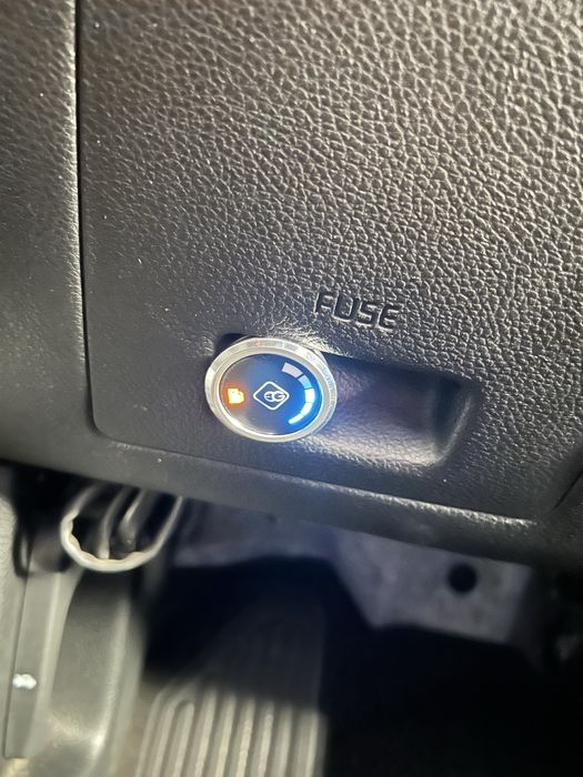 Киа Селтос 2021 г premium (full) комплектация 20.600$ СРОЧНО!