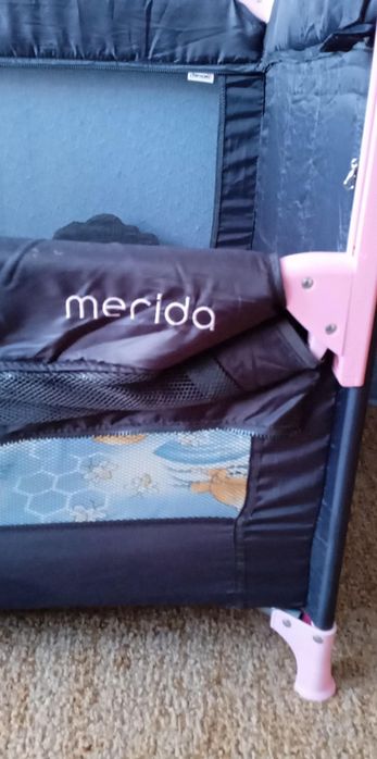 Сгъваема кошара с падаща страна на две нива