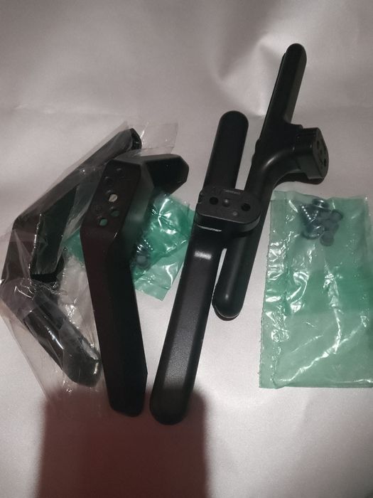 Продавам крачета за телевизори.