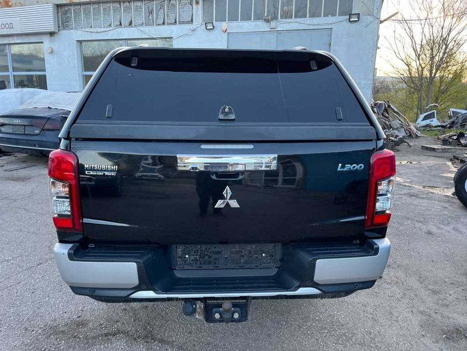 Mitsubishi L200 2.4 Euro 6 (2019) – Двигател, врати, хардтоп, на части