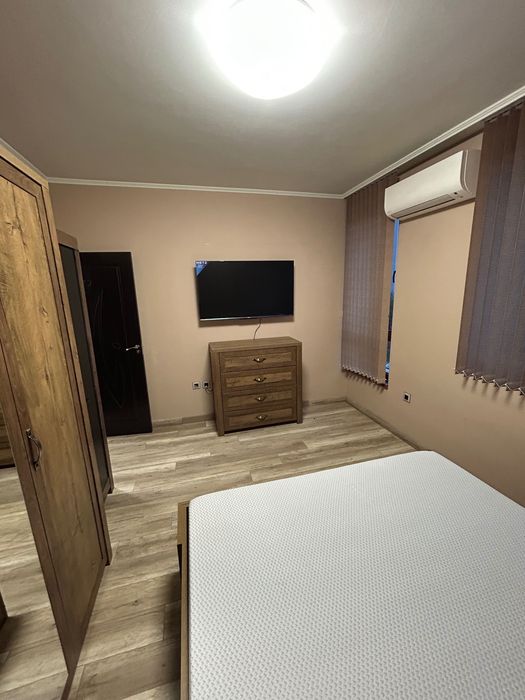 Дава се под наем Тристаен апартамент в София, Подуяне - 100 кв.м за 900 € - Снимка #8