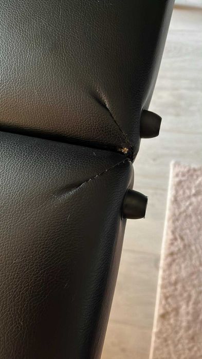 Сгъваема масажна кушетка ,дървена рамка