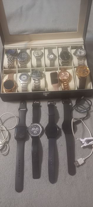 Ceasuri diferite modele