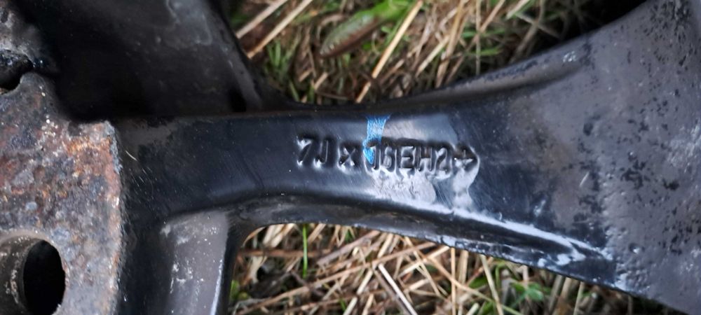 Джанти с гуми 205/55/16за BMW E 90 320 2.0I 150к.с