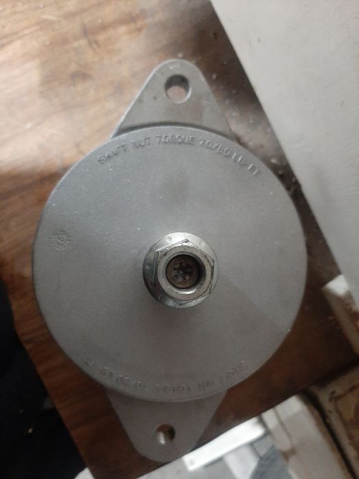 Генератор на бульдозер новый