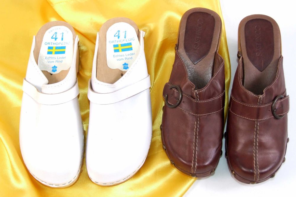 Set 2 perechi saboti piele naturala, nr 41. Made in Sweden/England NOI