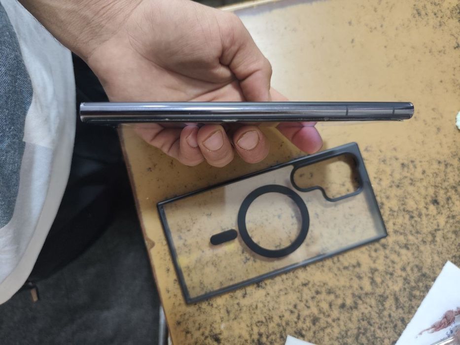 Sotiladi samsung s22 ultra 12/256gb Vietnam