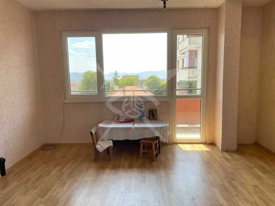 Продава се Тристаен апартамент в Карлово - 119 кв.м за 916 €/кв.м - Снимка #9