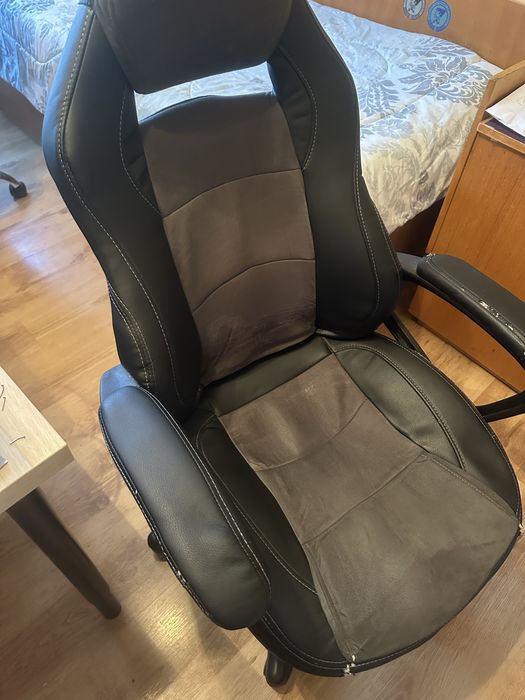 Геймърски стол с кожа алкантара