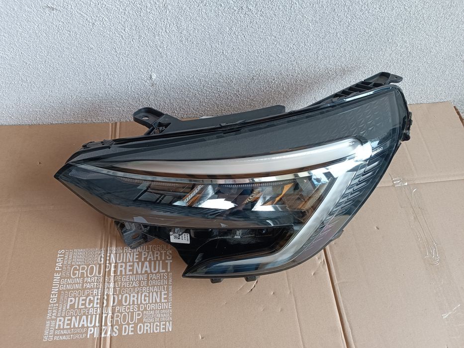 Far stânga Renault Clio 5