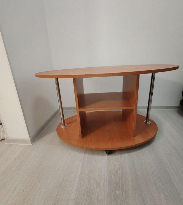 Masuta  ovala pentru cafea