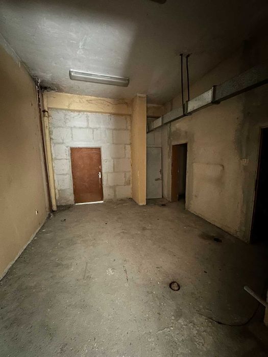 Продава се Магазин в Пловдив, Гагарин - 410 кв.м за 899 €/кв.м - Снимка #10